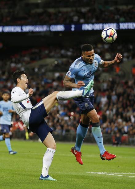 瞬息万变的 瞬息万变的