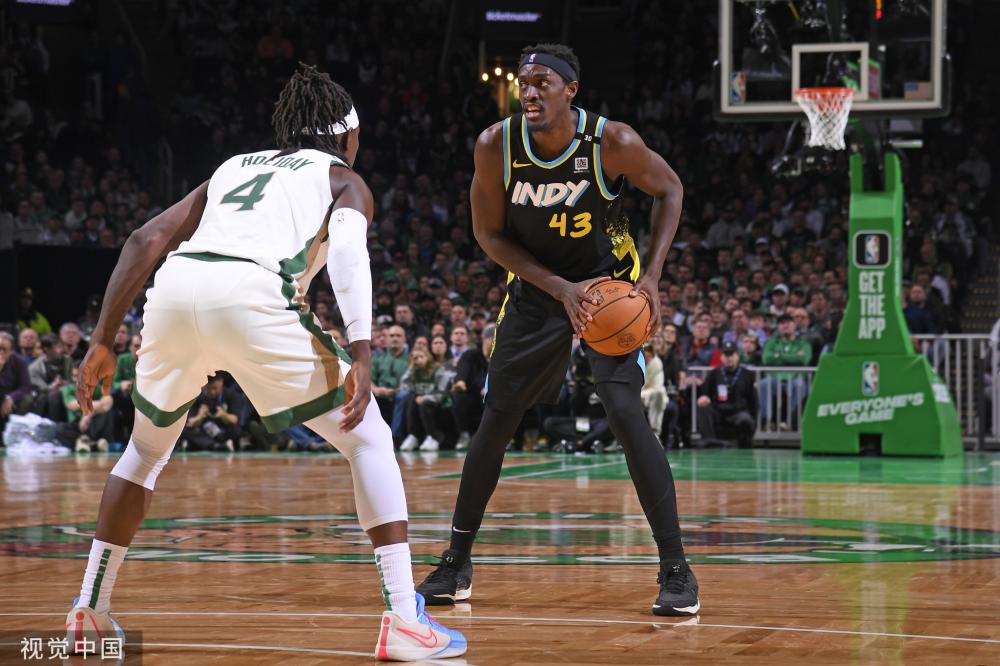 家队向他伸 家队向他伸